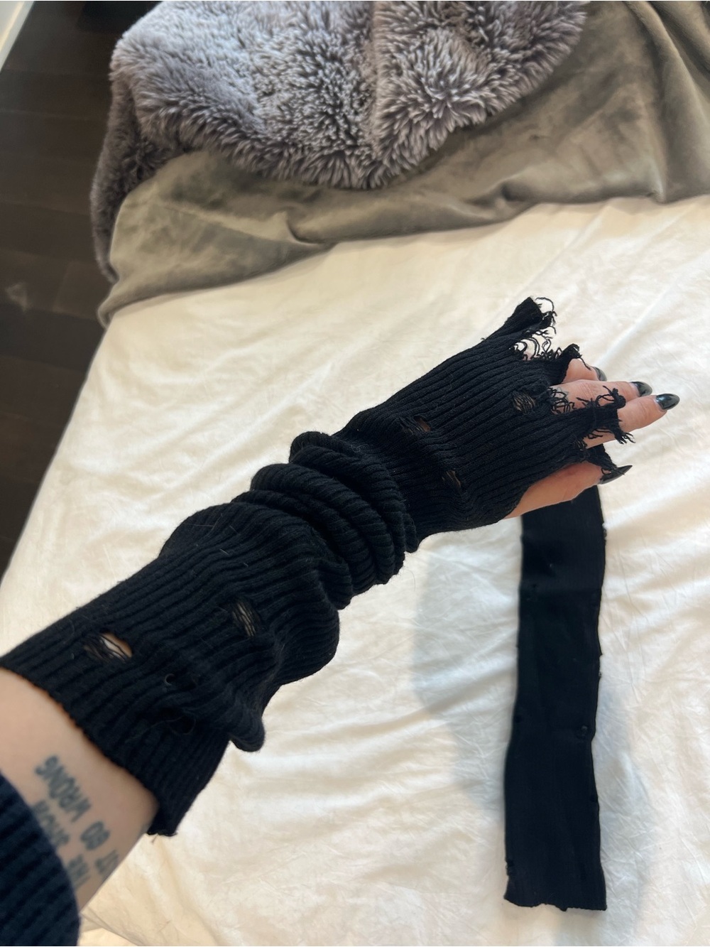 Black Distressed Fingerless Arm Warmers